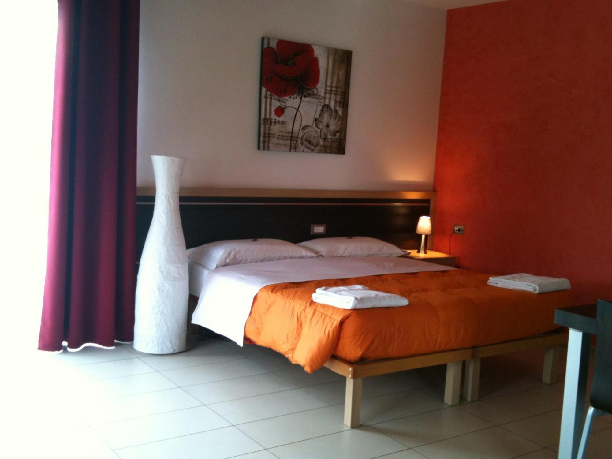 Be Home Fiera Pero Luaran gambar